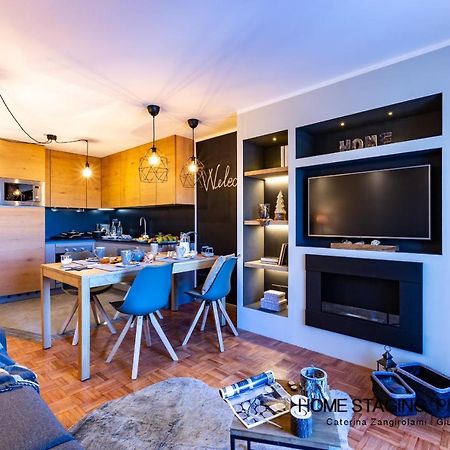 Hostdomus - Il Cerbiatto Apartment セストリエーレ エクステリア 写真